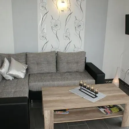 Sandperle, Feriehus Aurich